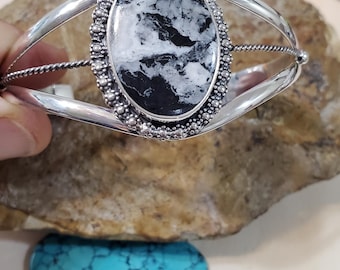 White Buffalo Cuff / Sterling Silver/White Buffalo Cuff Bracelet/Silver Cuff Bracelet/White Turquoise Cuff/White Stone Cuff /LL316