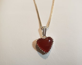 Carnelian Crystal Pendant /Heart Necklace/Dainty Carnelian Heart Necklace/Genuine Carnelian Pendant/Healing Necklace