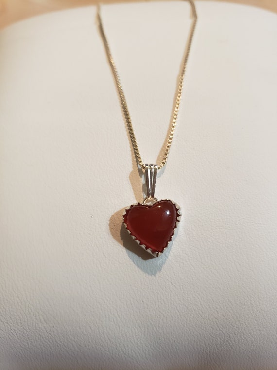 Carnelian Crystal Pendant /Heart Necklace/Dainty Carnelian Heart Necklace/Genuine Carnelian Pendant/Healing Necklace