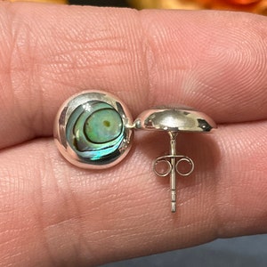Round Abalone Stud Earring/Abalone Shell Earrings/ Stud Earrings / Post Earring/Shell Abalone/ Dainty Abalone Earring