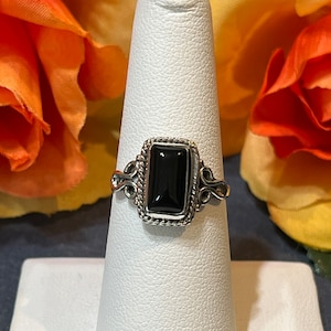 Onyx Ring/ Onyx Jewelry/ Sterling Silver Ring/Sterling Silver Jewelry/Black Stone Ring/Rectangular Onyx Ring/Ring