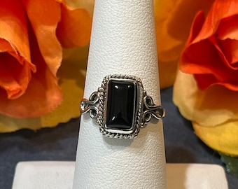 Onyx Ring/ Onyx Jewelry/ Sterling Silver Ring/Sterling Silver Jewelry/Black Stone Ring/Rectangular Onyx Ring/Ring