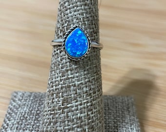Blue Fire Opal Ring/Blue Opal Ring/Dainty Blue Ring/Sterling Silver Ring/Fire Opal Ring/Fire Deep Blue Opal Ring/Small Opal Ring /Teardrop