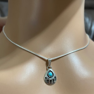 Bear Paw Necklace/Dainty Bear Paw Pendant Necklace/Sterling Silver Bear Paw Pendant Necklace/Small Bear Paw Pendant