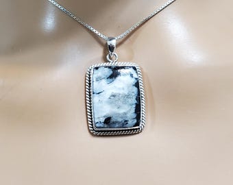 White Buffalo Pendant Necklace/Sterling Silver/White Turquoise Pendant/Handmade Pendant/Gift/White Buffalo Pendant/White Buffalo/LL161