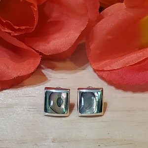 Smooth Edge Square Abalone Stud Earring/Abalone Shell Earrings/ Stud Earrings / Post Earring/Shell Abalone/ Dainty Abalone Earring