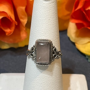 Rose Quartz Ring/ Rose Quartz Jewelry/ Sterling Silver Ring/ Sterling Silver Jewelry/Pink Stone Ring/Genuine Rose Quartz Ring