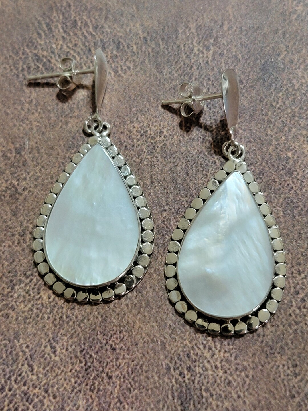 My Sister's Cottage | Waterproof | Mother of Pearl Shell Dangle Earrings main image 0