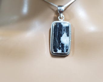 White Buffalo Pendant Necklace/Sterling Silver/White Turquoise Pendant/Handmade Pendant/Gift/White Buffalo Pendant/White Buffalo/LL160