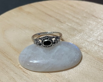 Dainty Black Onyx Ring/Stackable Ring/Small Black Onyx Ring/Sterling Silver Ring/Dainty Black Ring