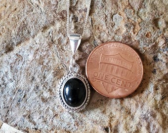 Dainty Black Onyx Pendant/Small Black Onyx Pendant /Onyx Necklace/Sterling Silver/Black Onyx Pendant Necklace/Small Black Stone Pendant