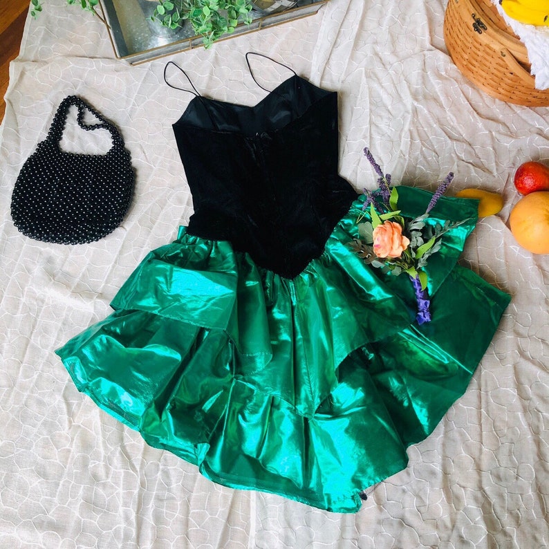 M 1980\u2019s Black Velvet Emerald Green Taffeta Party Cocktail Dress