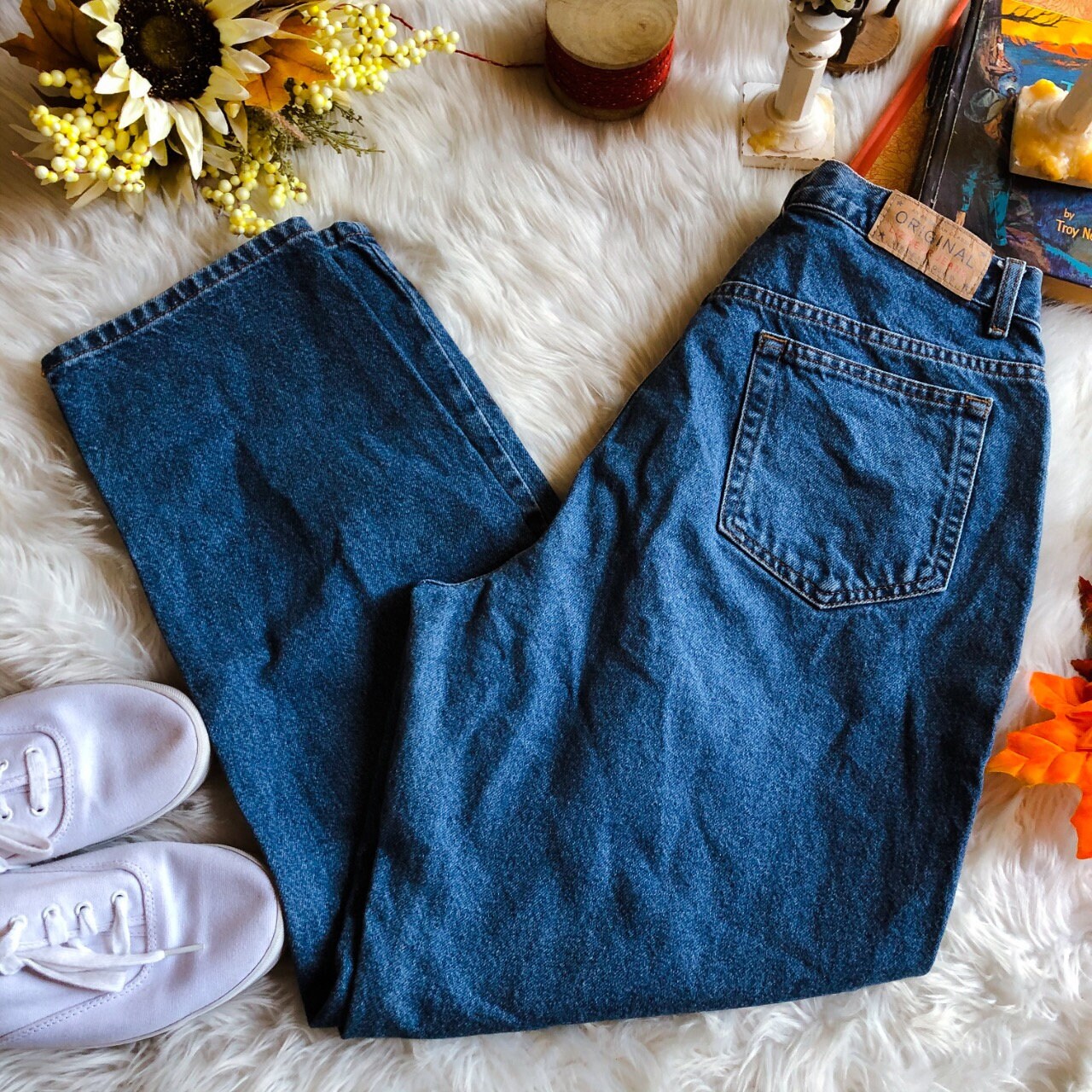 90s Classic Wash High Rise Mom Jeans 