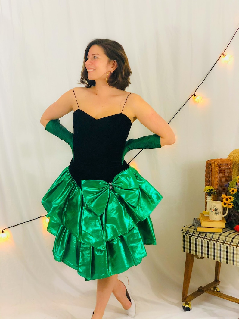 M 1980\u2019s Black Velvet Emerald Green Taffeta Party Cocktail Dress