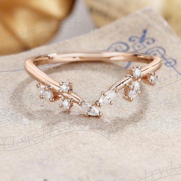 Curved Leaf Wedding Band, Vine Moissanite Ring, Branch Ring, Twig Ring Rose Gold, Dainty Diamond Ring, Woodland Ring, Delicate Ring