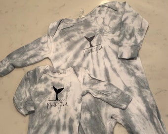 Pelele North Fork para Bebés, Manga Larga con pantalón, tie dye