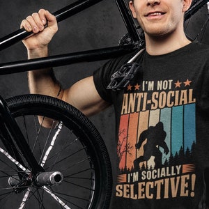 Introvertiertes T-Shirt, lustiges antisoziales Zitat Shirt, sarkastisches Shirt, Geschenk für Sie / Ihn
