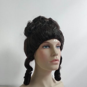 Regency Lady&#39;s Brown Perücke auf Bestellung gemacht