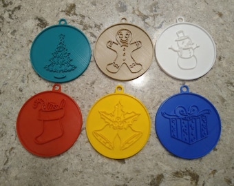 3D Printed Christmas Tree Ornament Set