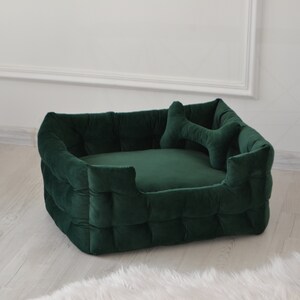 Dog Bed, Emerald green, Machine washable, Medium dog bed, Pet couche, Bed for large dog, Outdoor dog bed, Mustard Dog Bed, Labrobor Bed