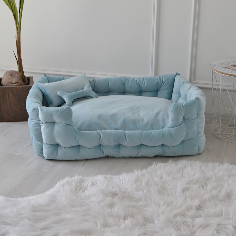 Blue pet bed