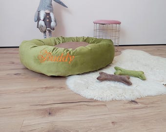 Handmade Personalized Dog Bed: Green Pet Bed, Eco Friendly