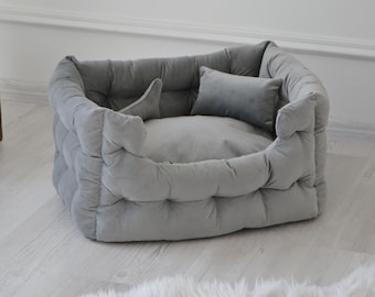Handmade Velour Dog Bed: Personalized Pillow, Anti-Claw Fabric