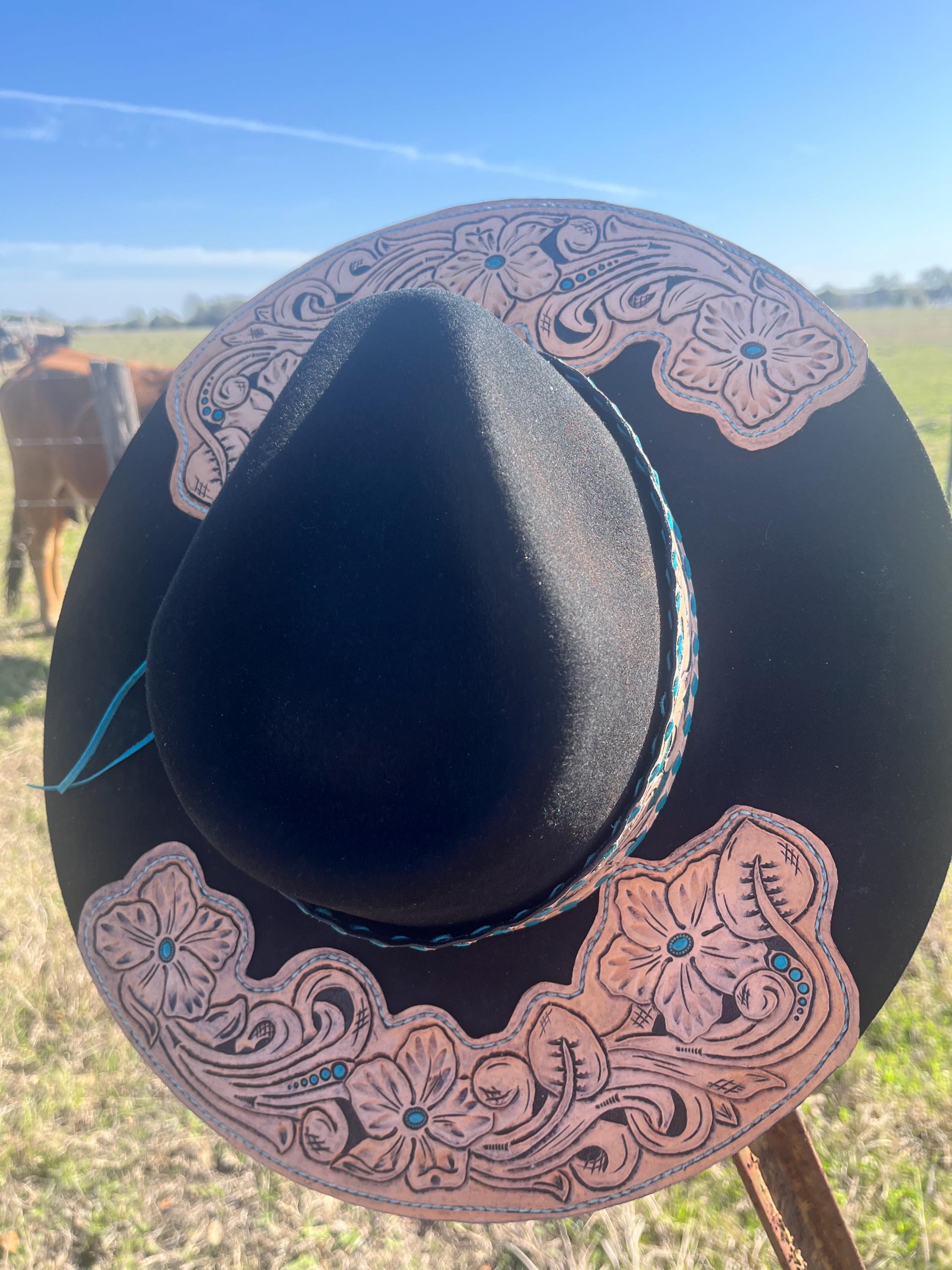 Floral hand Painted Black felt  Hat Handmade Floral Hand Painted Short Brim Hat - Artisan Hat  main image 3