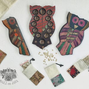 Mancala Owl Wooden Board Game: Vintage Asian Congkak Board with Cowrie Shells - Sungka - Oware - Family Game Night - Strategy Game
