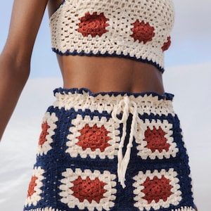 crochet mini skirt and crop top, granny square skirt and top, crochet clothing set, festival clothing, beach cover up, beachwear,