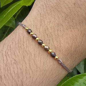 Metallic Leder Glasperle Rakhi - Rkhari - Raksha Bandhan - Freundschaftsarmband - Farbechter Baumwollfaden - Handgefertigt - Rakhi Geschenk