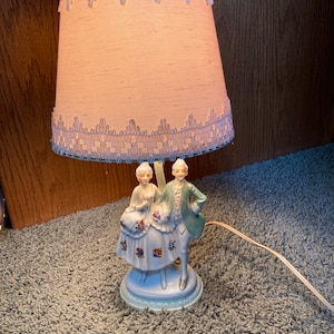 Vintage Colonial Man and Woman Table Lamp - Figurine Lamp - Mid Century Lamp - 1940&#39;s - Porcelain and Metal - Victorian Decor - Mother&#39;s Day