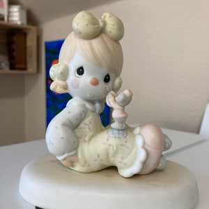A Friend Is Someone Who Cares - Precious Moment Figurine - 1988 - Samuel Butcher - Butterfly - 520632 - Clown - Mouse - Collectable - Gift