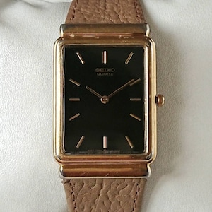 Vintage Seiko 5 Black & Gold 90s All Original - Etsy Vintage Seiko 5 Black & Gold 90s All Original - Etsy