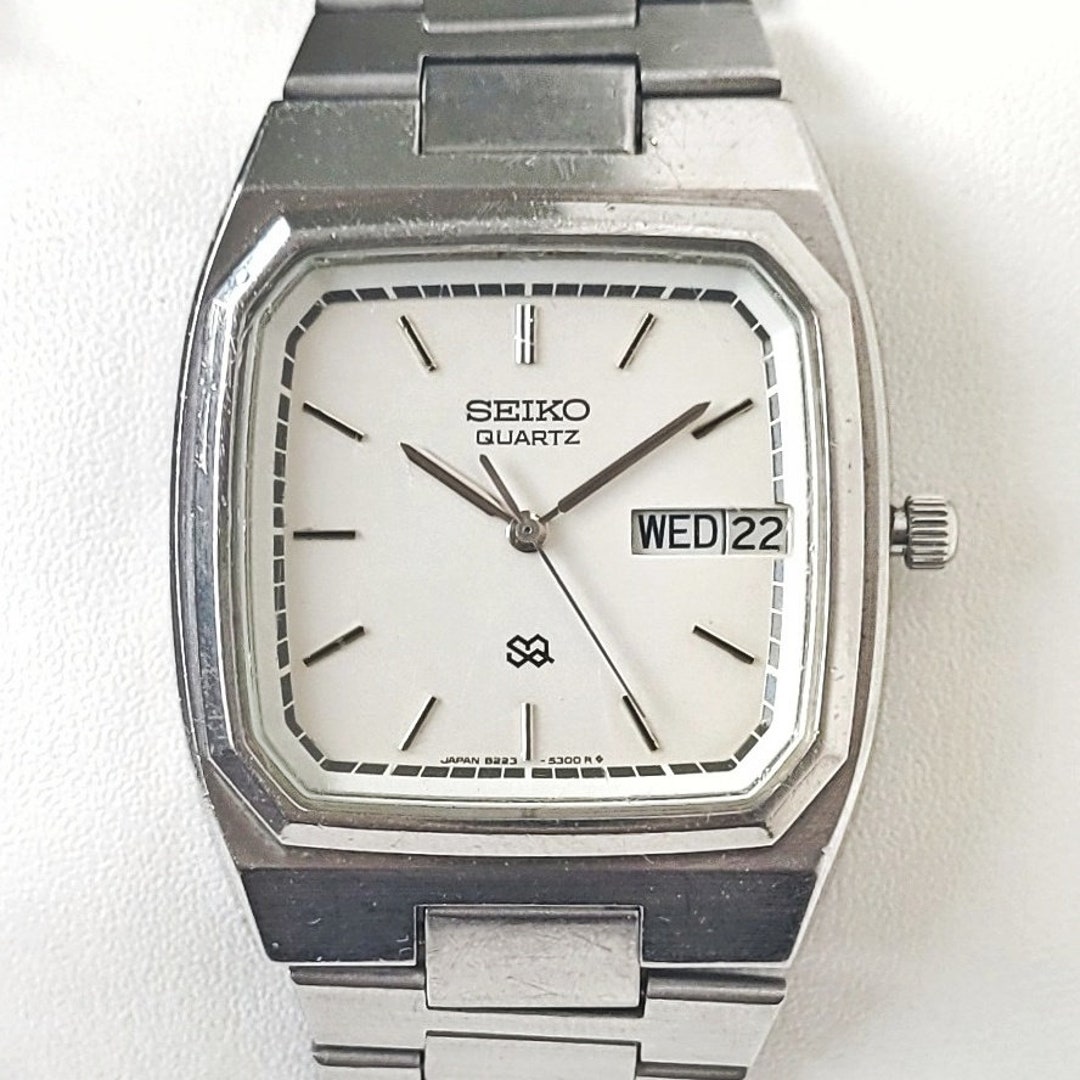 Vintage Seiko SQ White 90s TV - Etsy