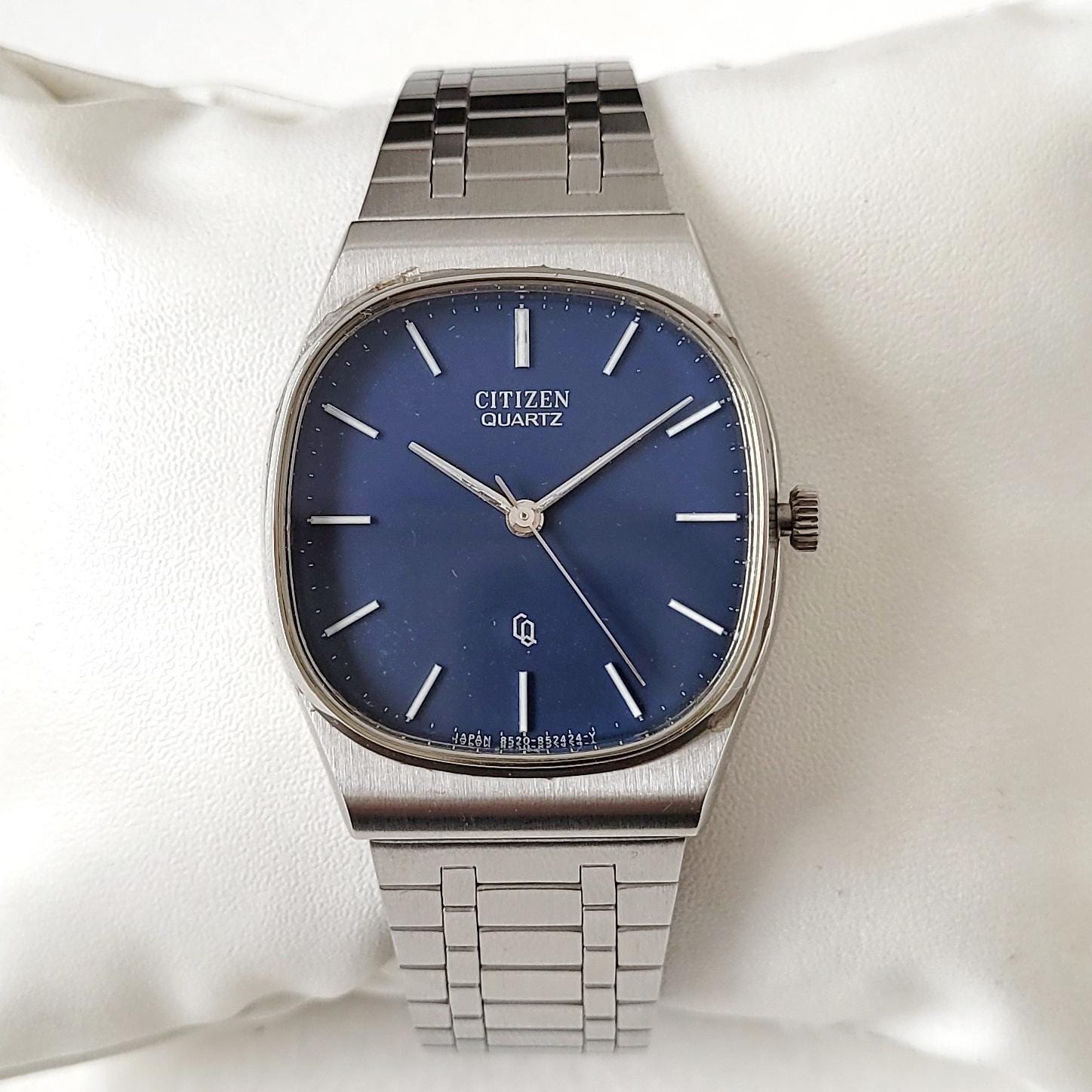 Vintage citizen サントス 80s y2k 腕時計　QUARTZ 1980s Vintage Citizen Quartz Watch, Gold Trim, Stainless Steel