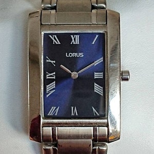 Vintage Lorus Tank di Seiko Blu scuro anni '90 tutto originale