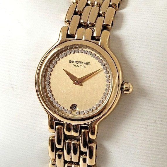 Vintage Raymond Weil Ladies Watch 1990s | Gold With Diamonds  display picture 2