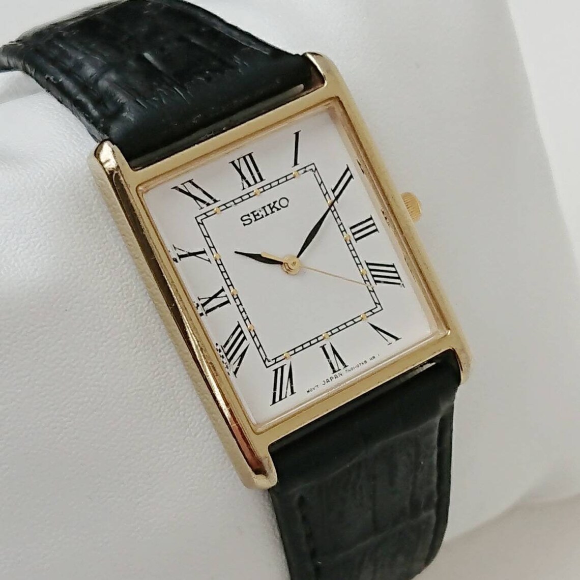 bulova accutron chronograph sapphire crystal