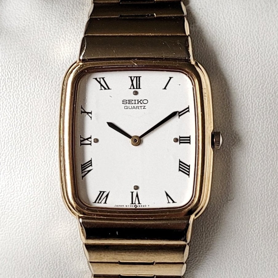 SEIKO TANK 1984年製「NINA RICCI」Quartz 腕時計 SEIKO TANK 1984年製「NINA RICCI」Quartz 腕時計 Vintage Seiko