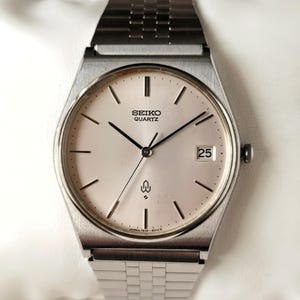Vintage Seiko Classic 80s Unique