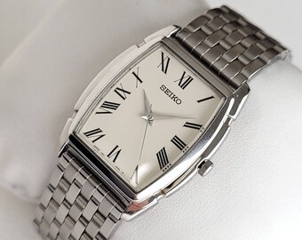 【美品】Seiko Tank Tonneau-shaped Vintage Seiko Slim Tonneau Tank Quartz Men's Watch - (FREE