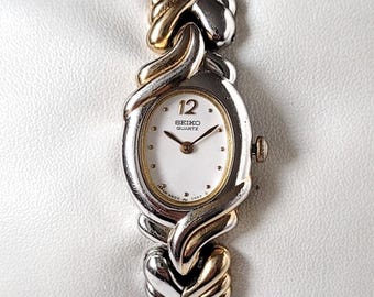 Vintage Seiko Bracelet Watch for Ladies 90s Ultra Rare