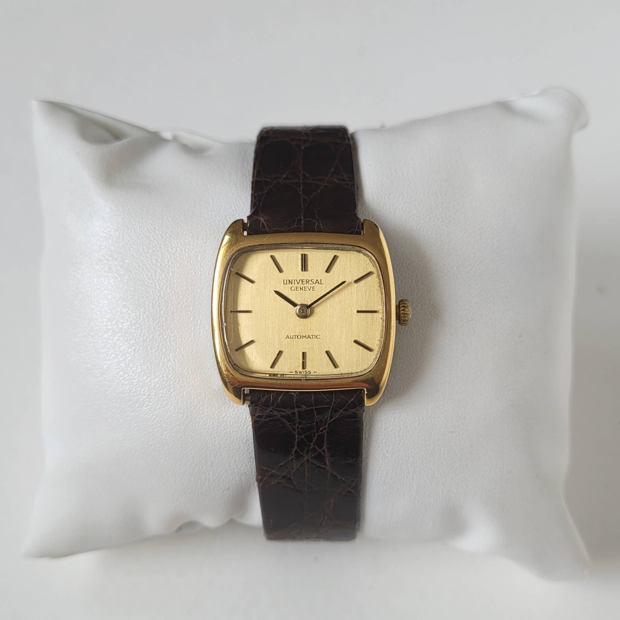 UNIVERSAL GENEVE バンド無し Universal Genève Uniquartz – Analog:Shift