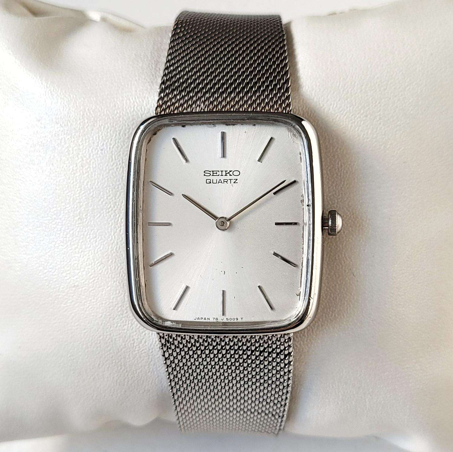 90s Vintage Seiko タンク グレー文字盤海外仕様 インテグレード Vintage Seiko Tank With Integrated Mesh Bracelet 90s Unique - Etsy