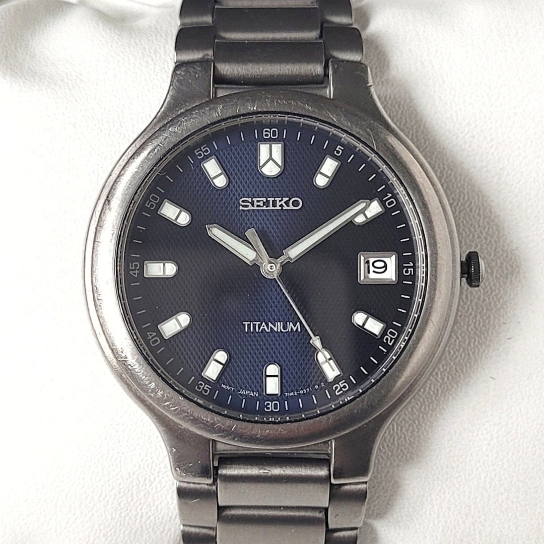 Furbo F8402BL 腕時計 seiko citizen orient Furbo F8402BL 腕時計