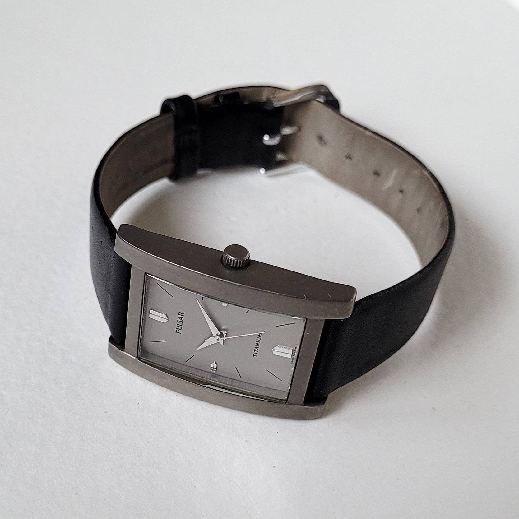 【美品】Pulsar Tank Vintage Pulsar Titanium Tank 90s by Seiko - Etsy