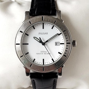 Vintage Pulsar White 90s Unique