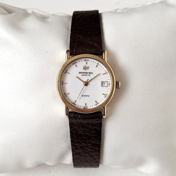 Vintage Raymond Weil Gold 90s for ladies - image 9