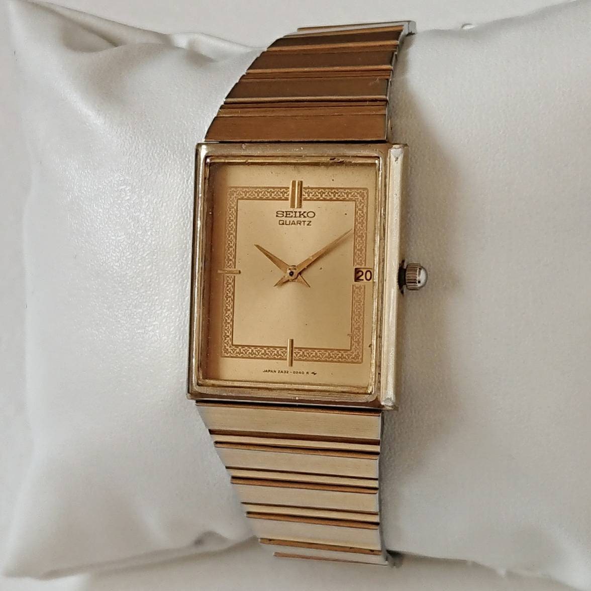 A180 伝説級 稼動品　美品！SEIKO アンティーク　80年代ヴィンテージ A180 伝説級 稼動品 美品！SEIKO アンティーク 80年代